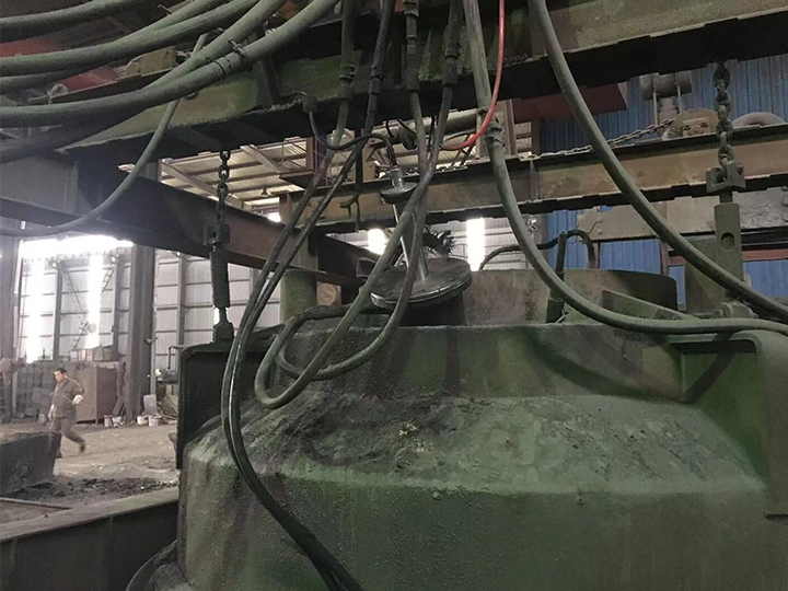 钢铁加热炉安装图